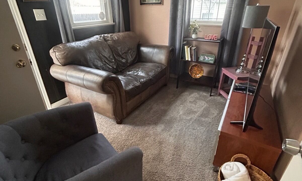 Photo of Livingroom in East Colfax