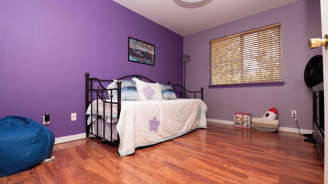 Photo of Bedroom in Jefferson Gardens