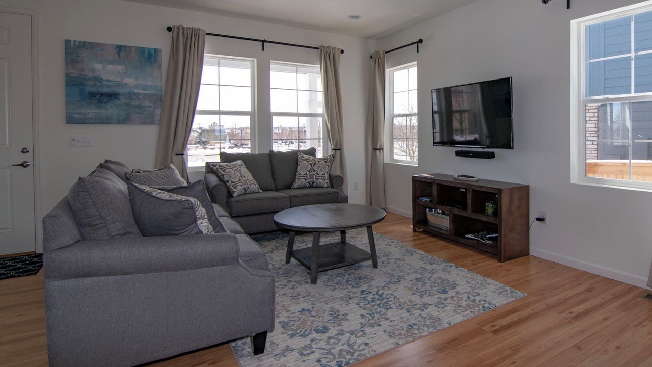 Photo of Livingroom in Walnut Grove