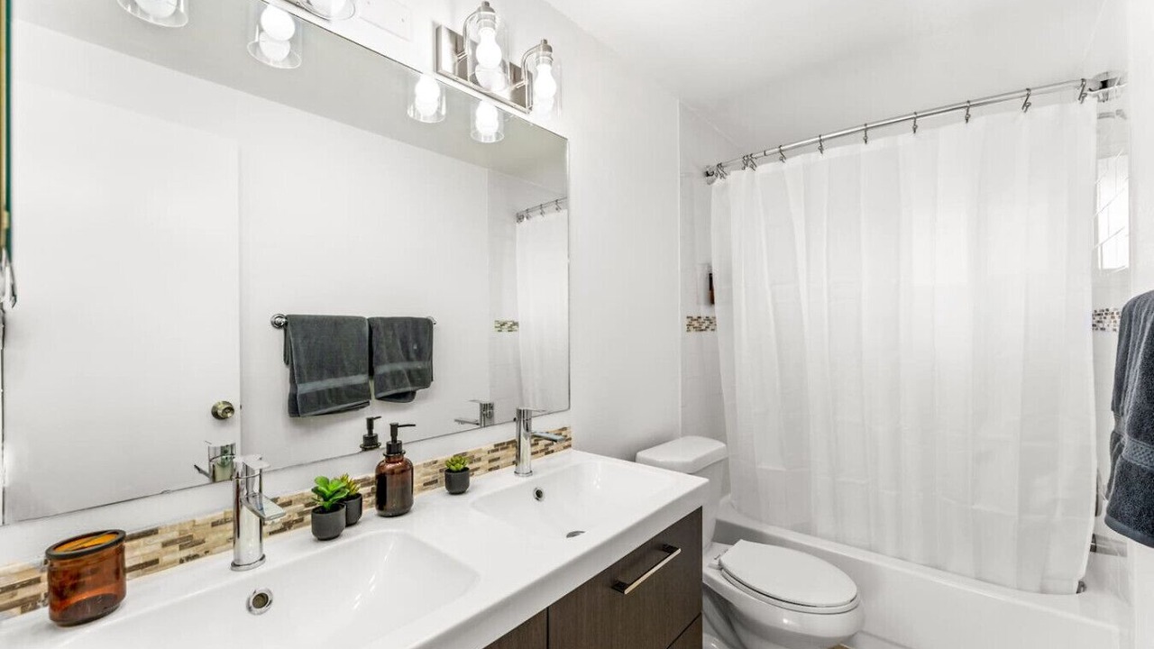 Photo of Bathroom in Arvada