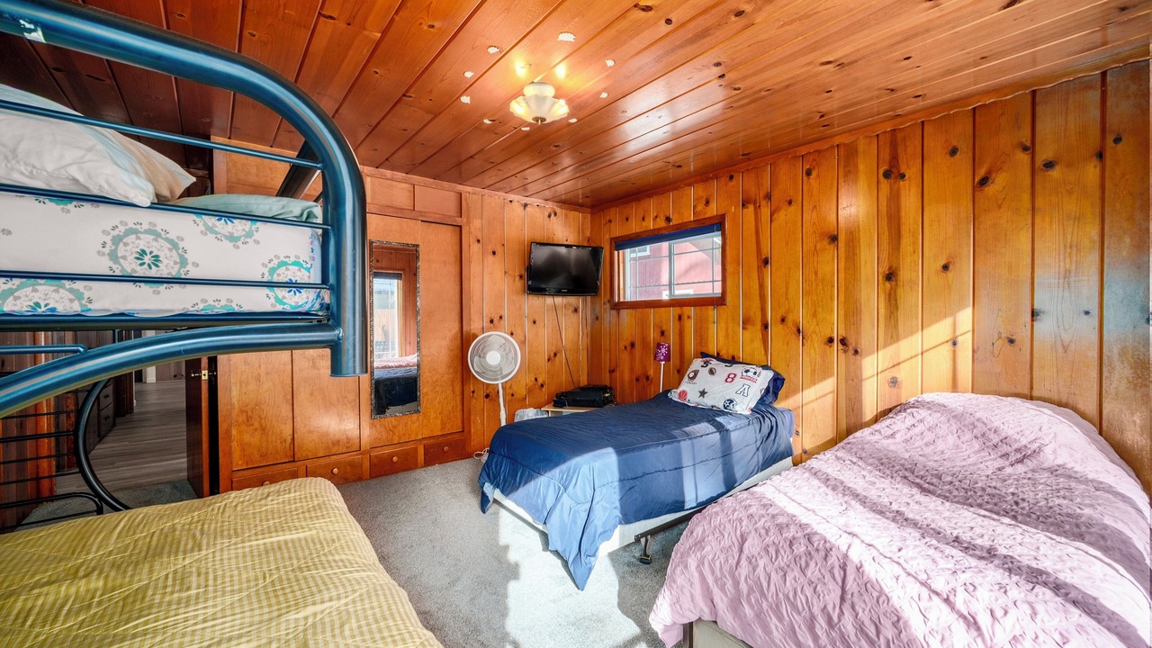 Photo of Bedroom in Al Tahoe
