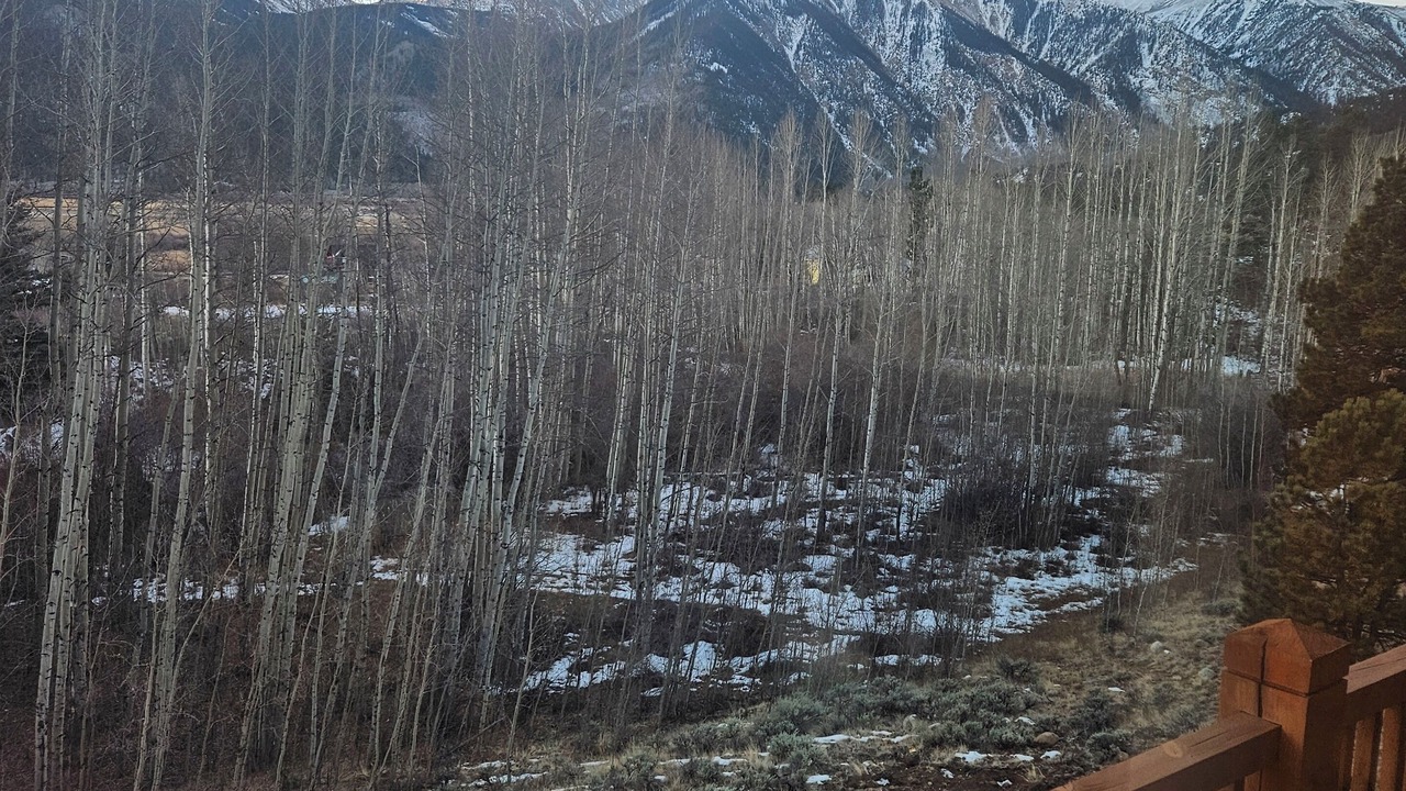 Photo of Outdoor in Twin Lakes