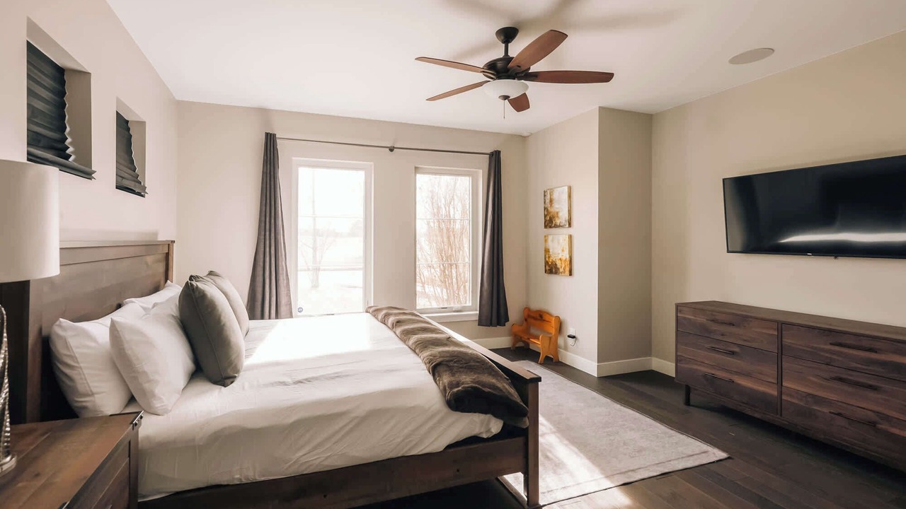 Photo of Bedroom in Skyland