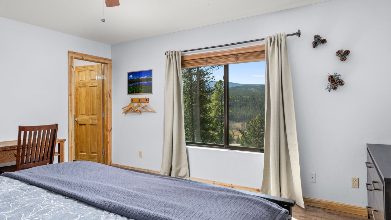 Photo of Bedroom in Rollinsville