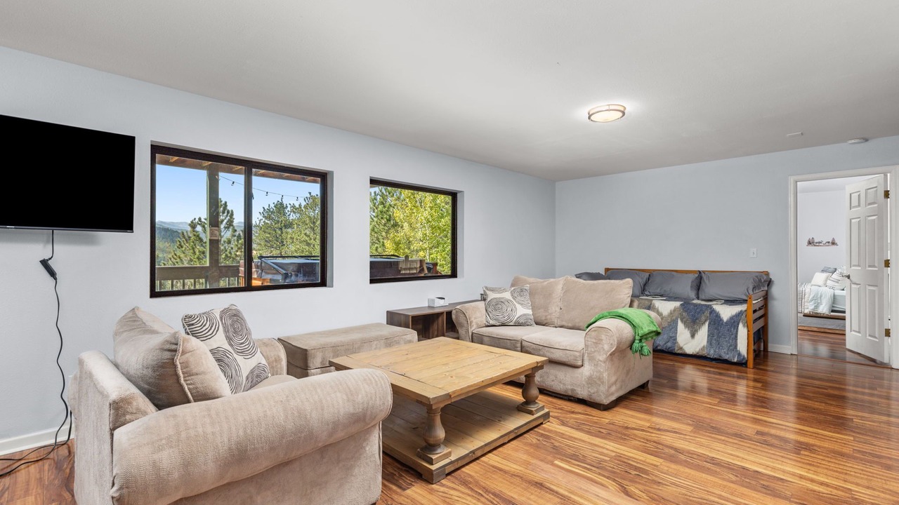 Photo of Livingroom in Rollinsville