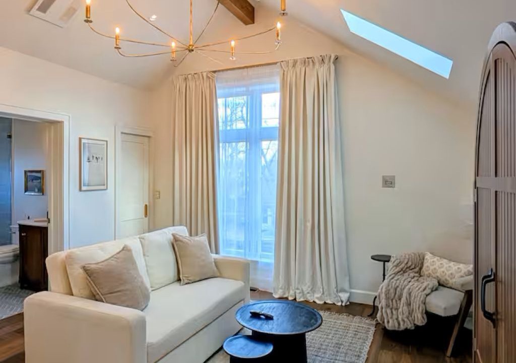 Photo of Livingroom in Newlands