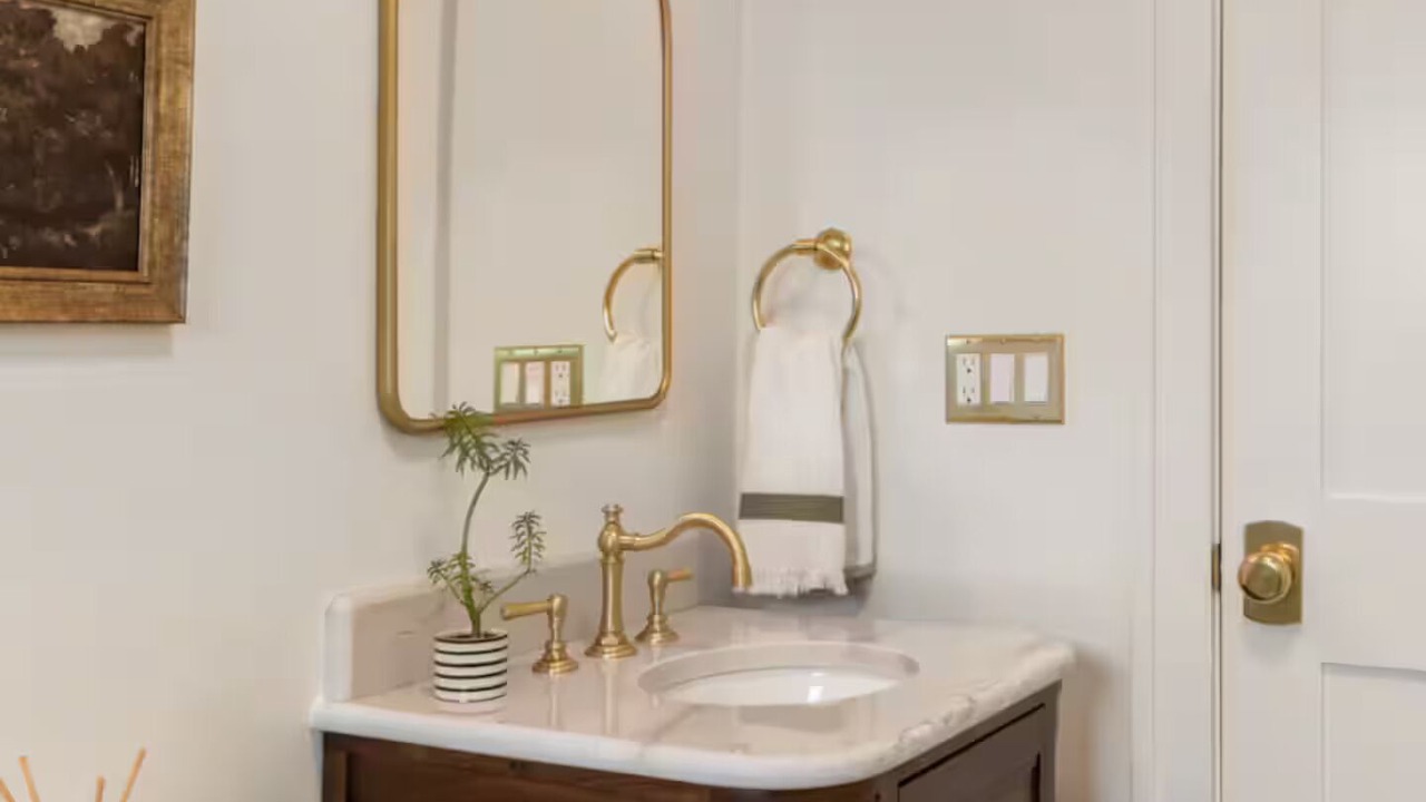 Photo of Bathroom in Newlands