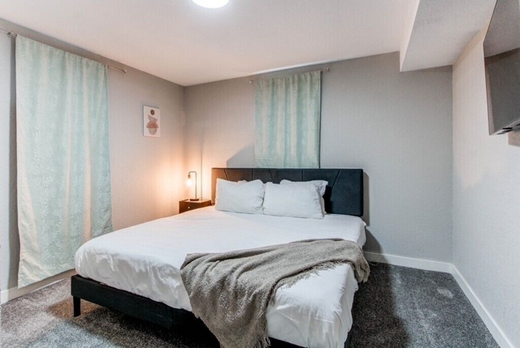 Photo of Bedroom in Northglenn