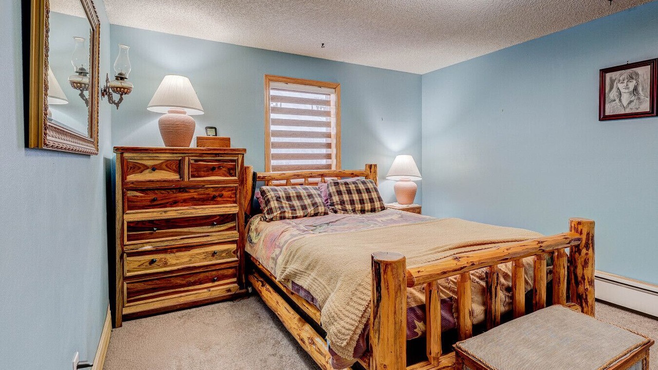 Photo of Bedroom in Indian Mountain