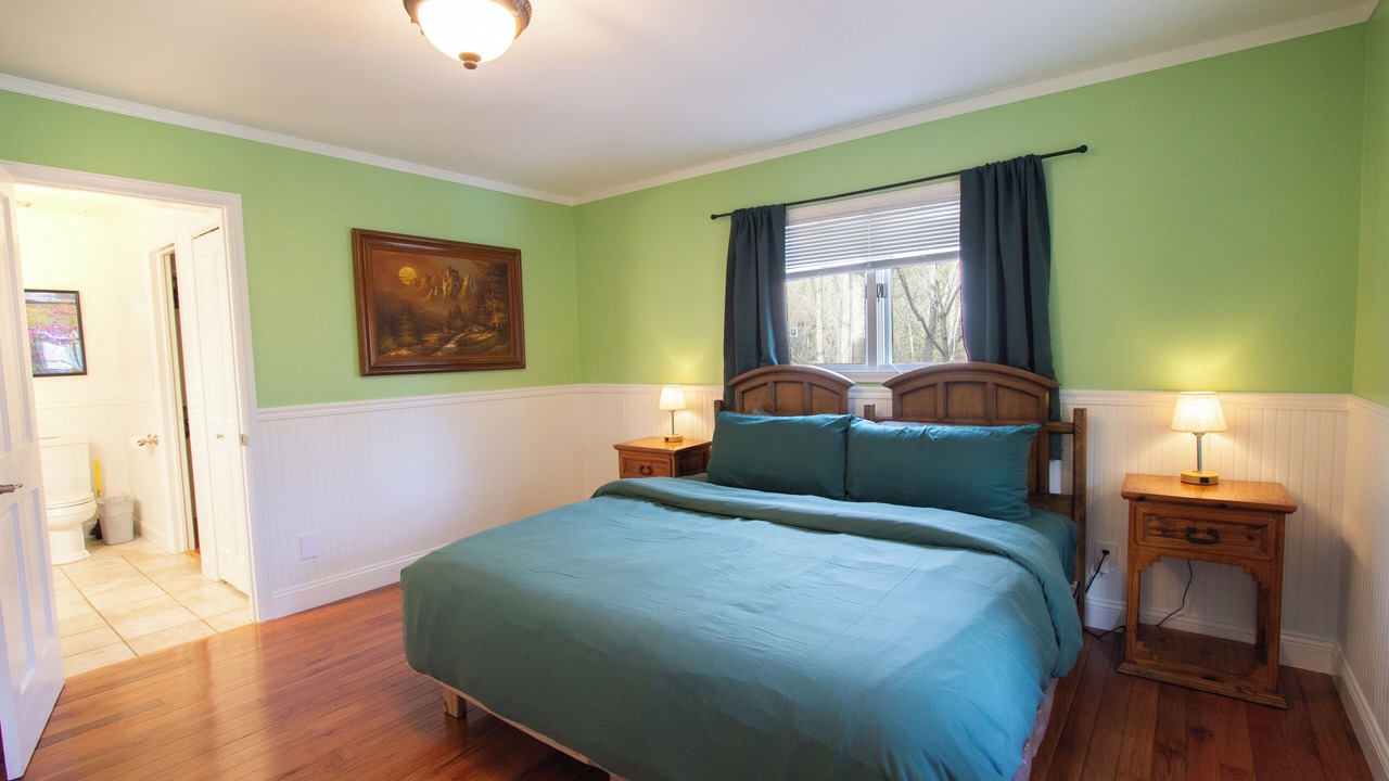 Photo of Bedroom in Cascade