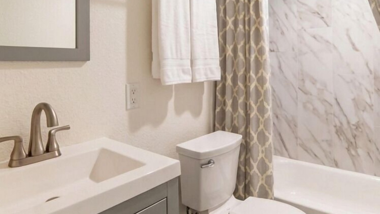 Photo of Bathroom in Michigan Hill