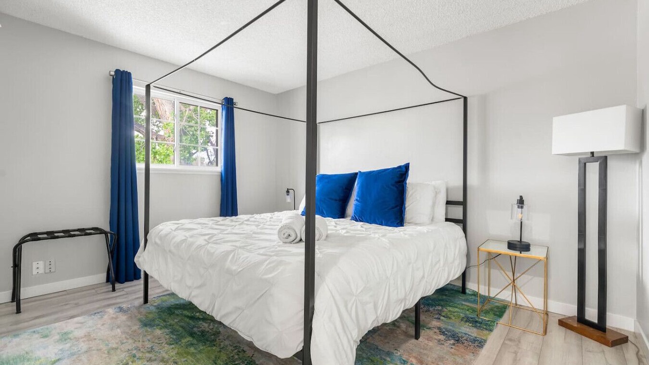 Photo of Bedroom in Dupont