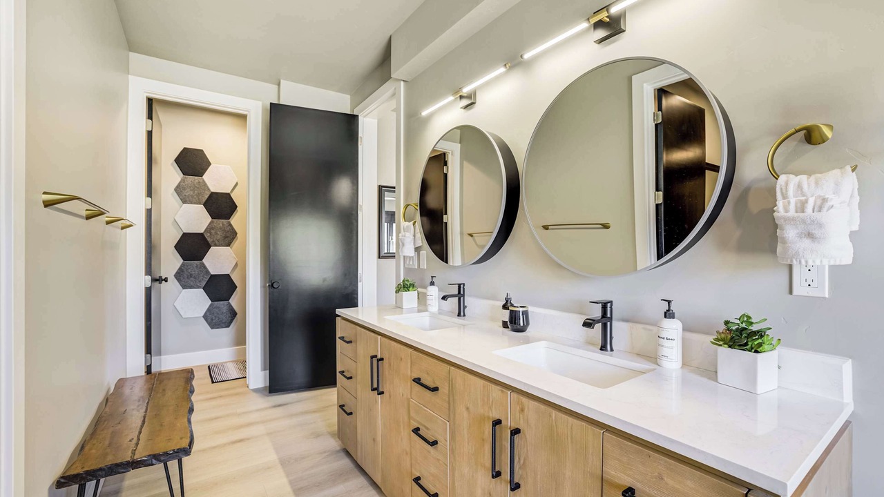 Photo of Bathroom in Monument