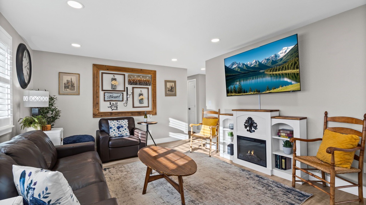Photo of Livingroom in Berthoud