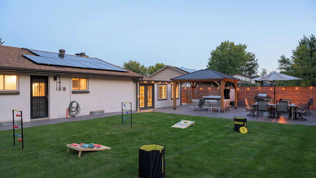 Photo of Outdoor in Applewood Villages