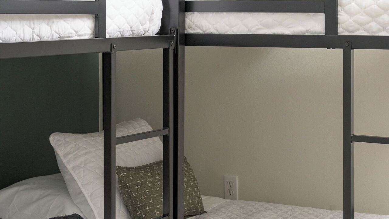 Photo of Bedroom in Applewood Villages
