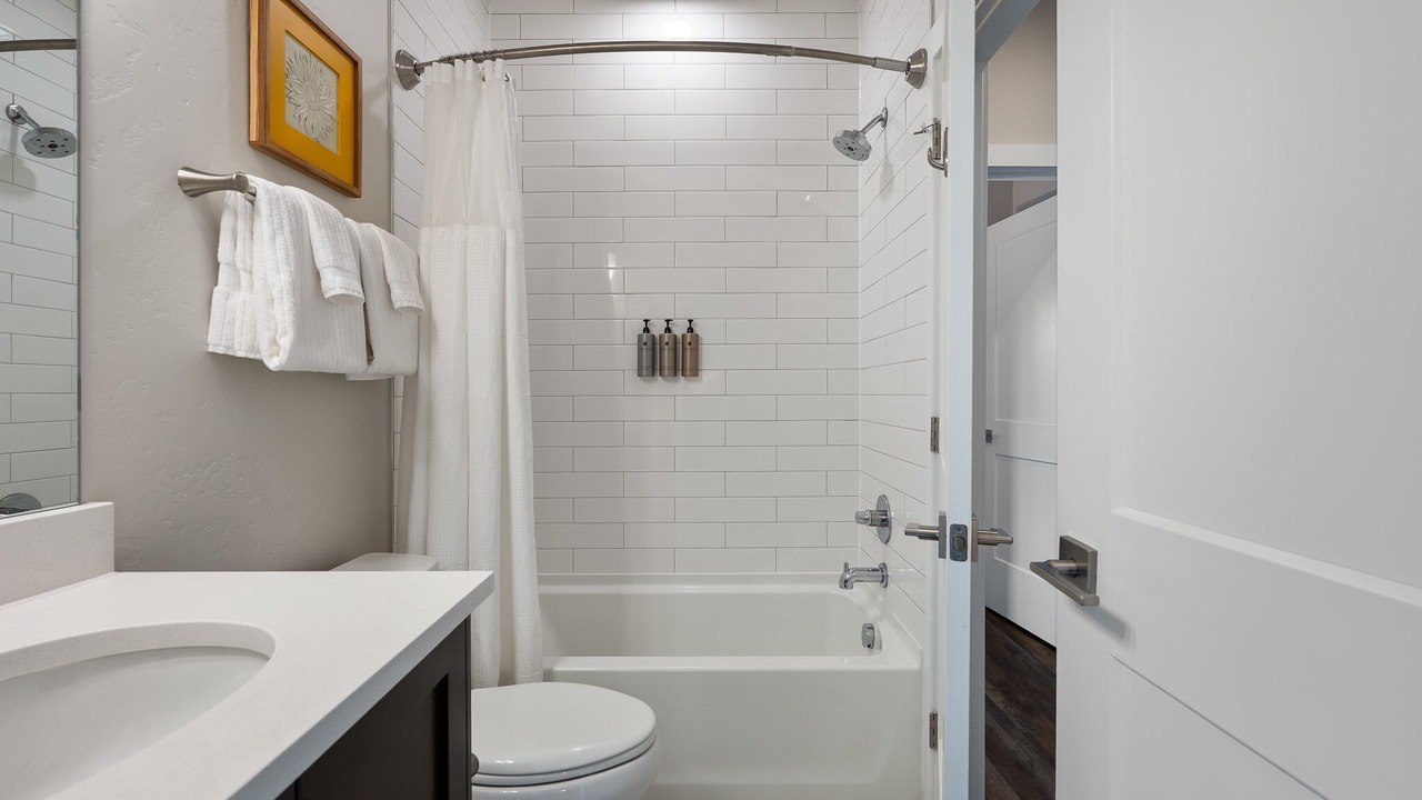 Photo of Bathroom in Rendezvous