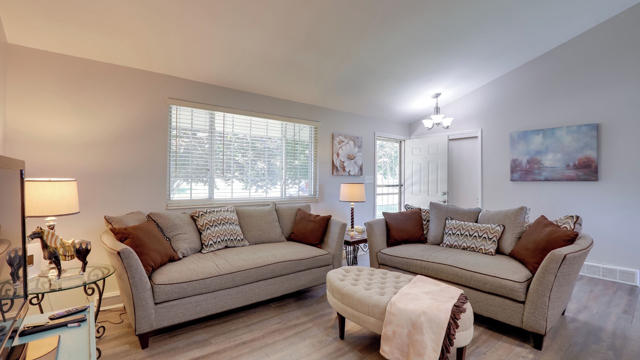 Photo of Livingroom in Columbine Valley