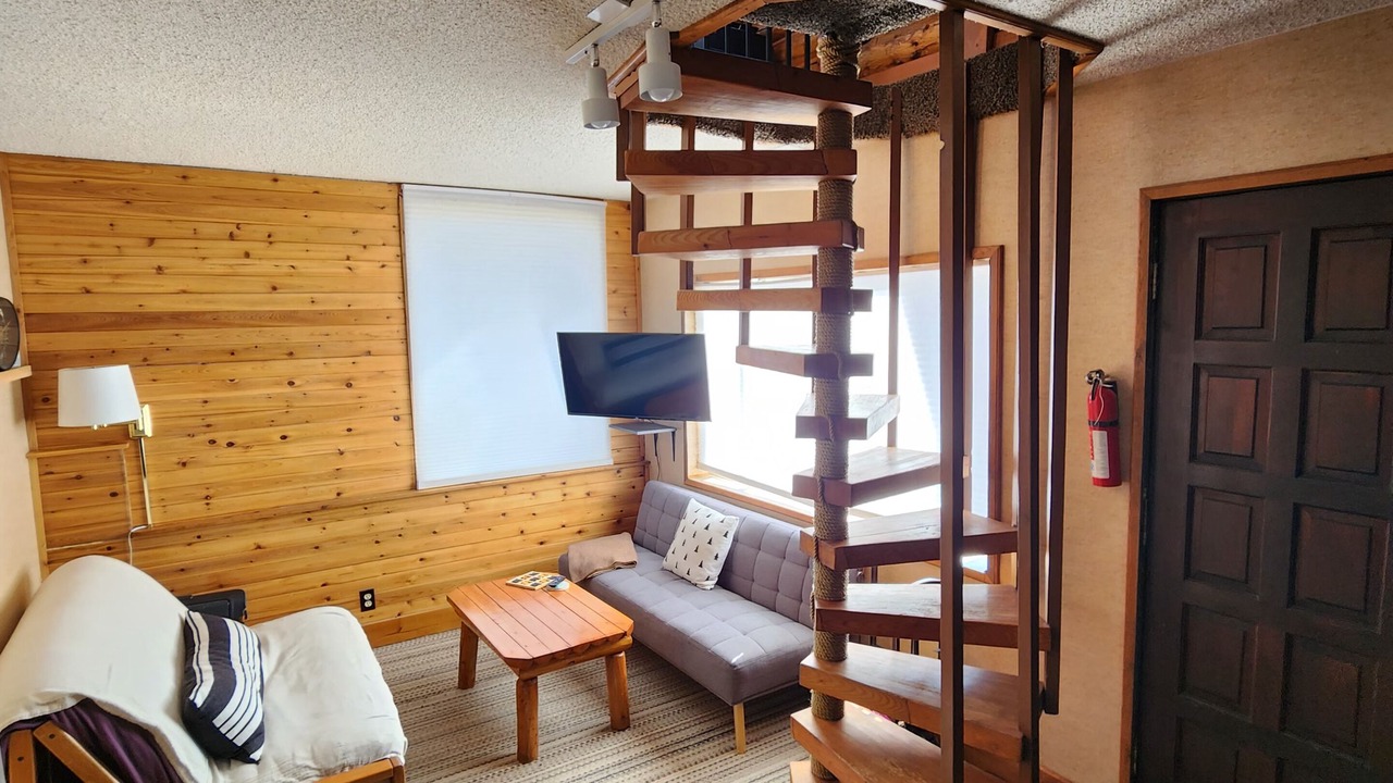 Photo of Livingroom in Bailey