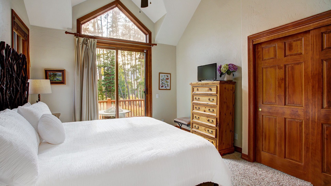 Photo of Bedroom in The Highlands