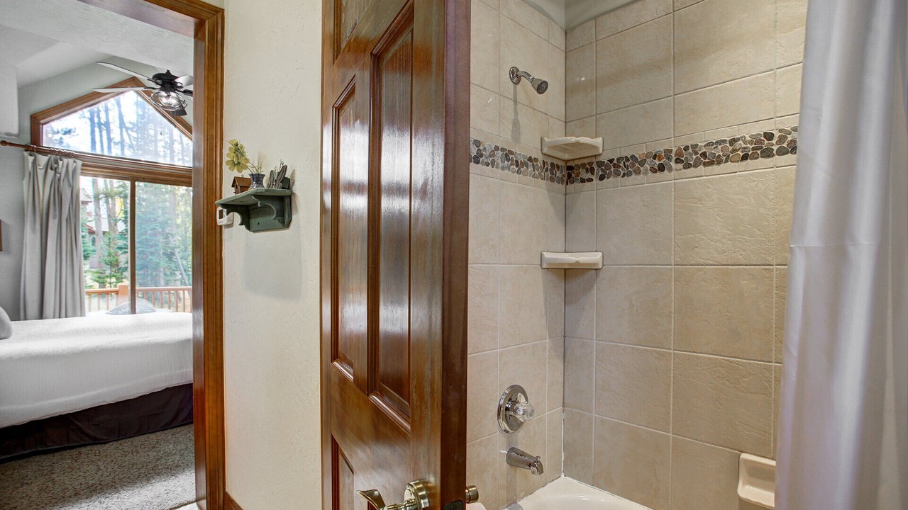 Photo of Bathroom in The Highlands