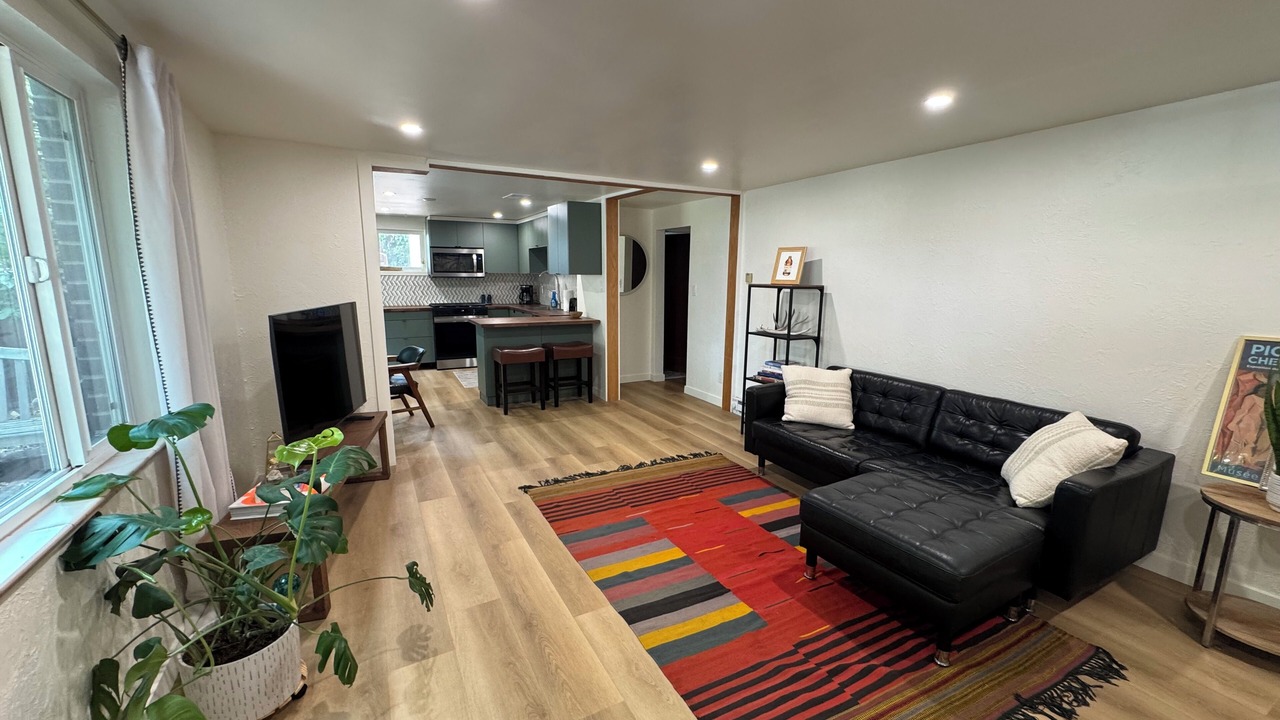 Photo of Livingroom in Berkeley