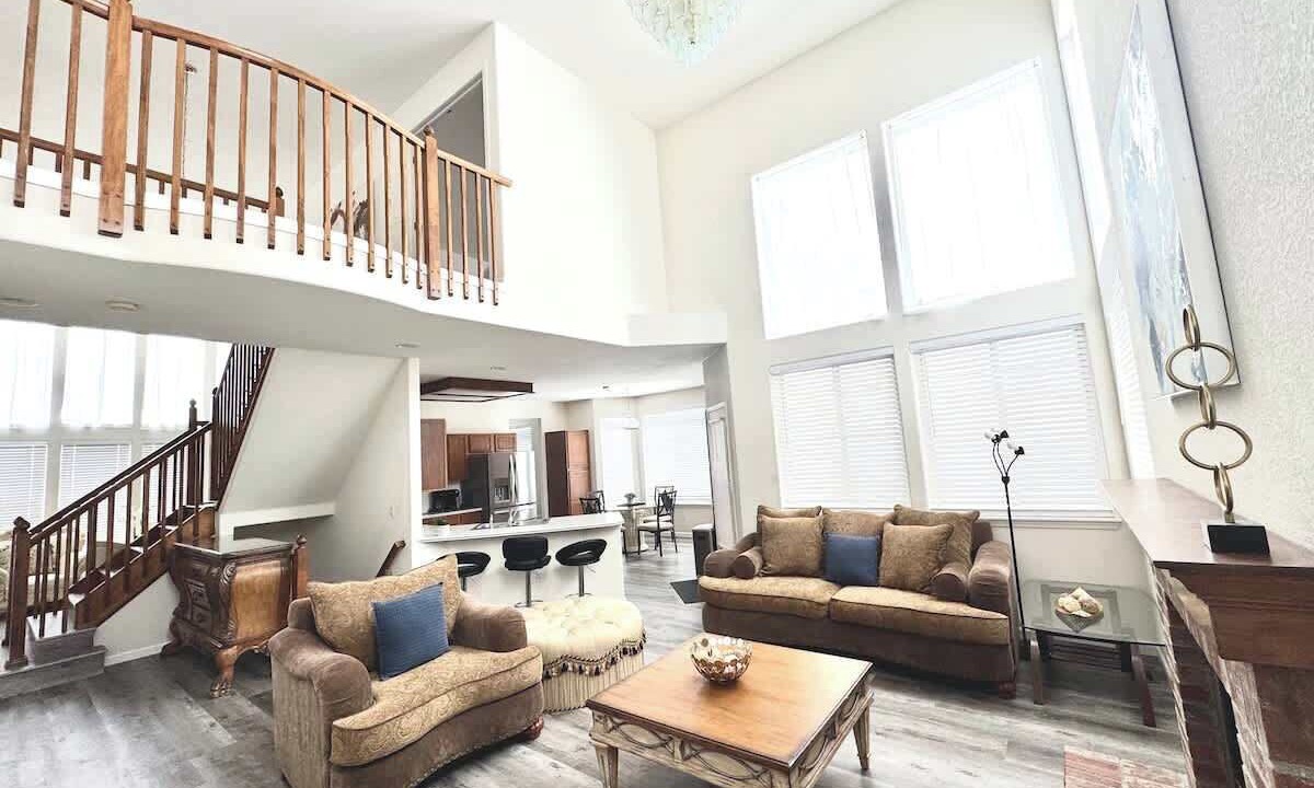 Photo of Livingroom in Northglenn