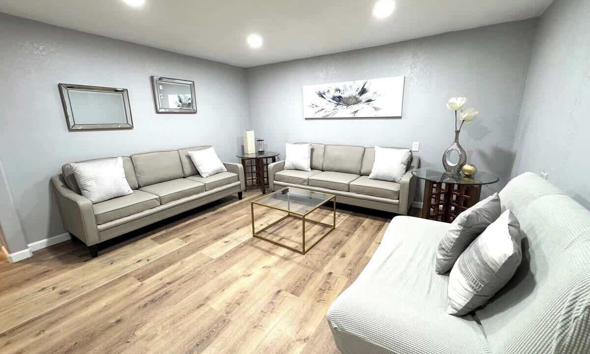 Photo of Livingroom in Northglenn