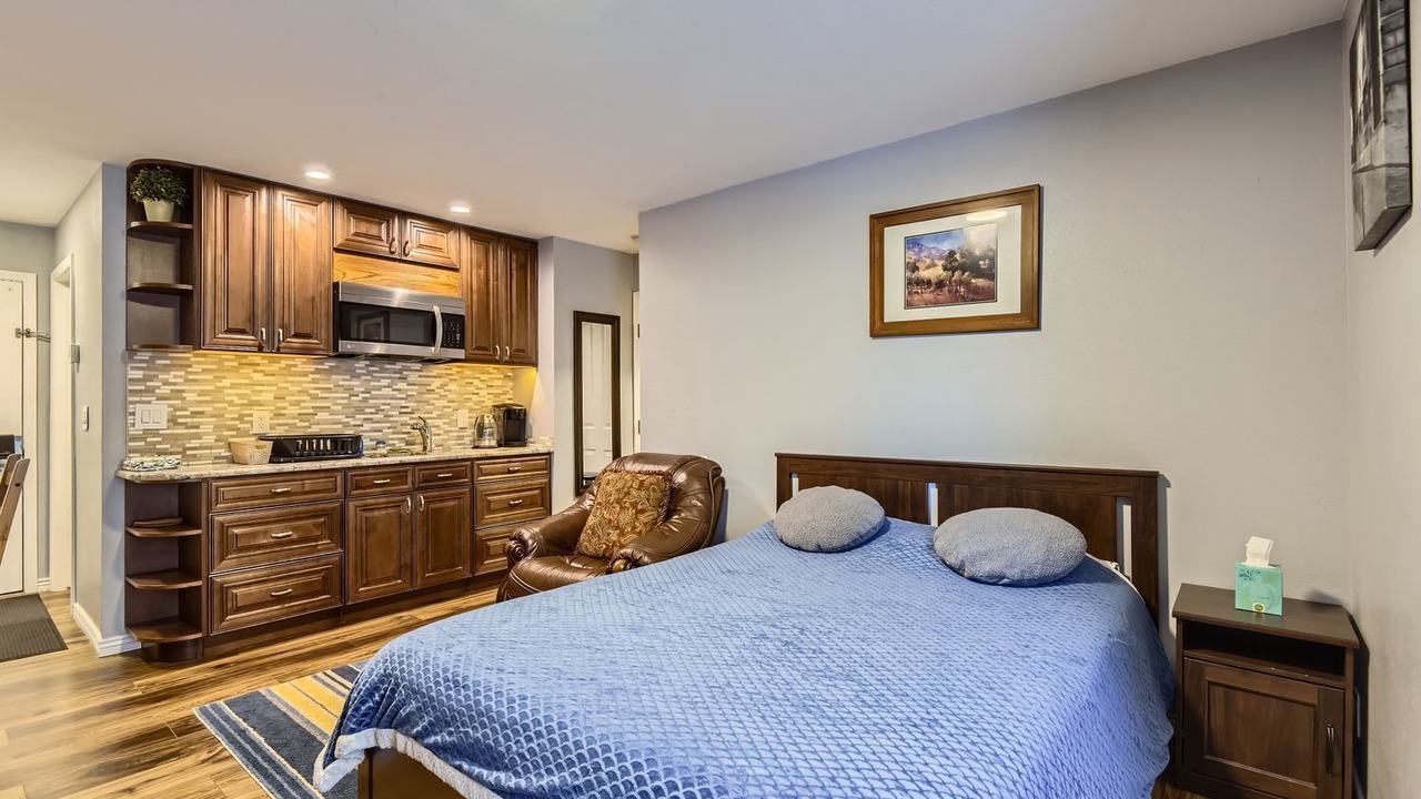 Photo of Bedroom in Greenwood Village