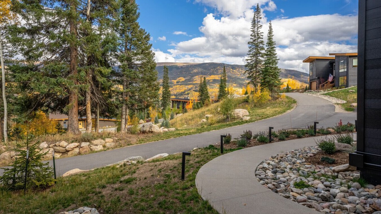 Photo of Others in Silverthorne