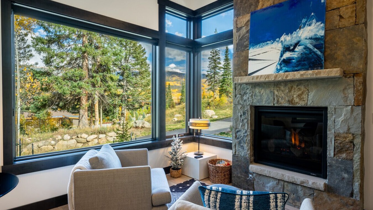 Photo of Livingroom in Silverthorne
