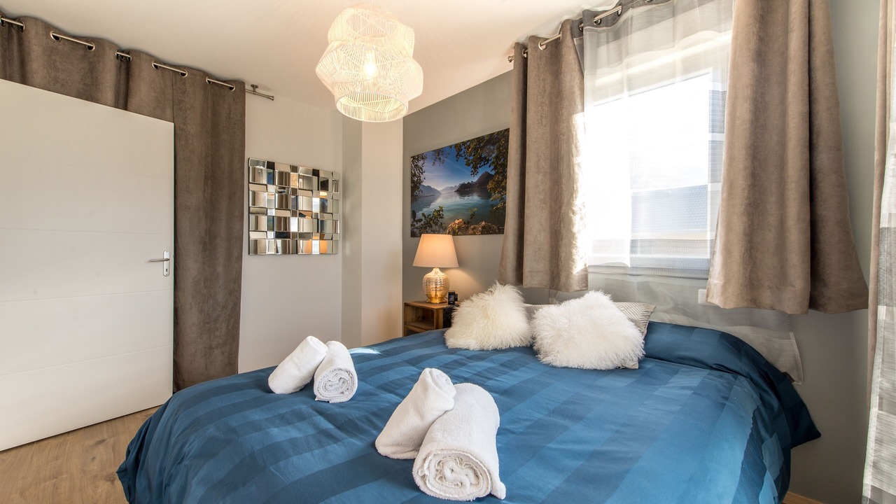 Photo of Bedroom in Saint-Jorioz