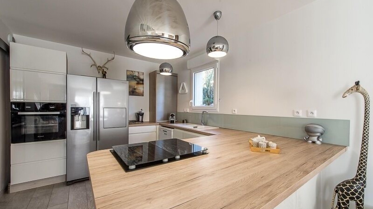 Photo of Kitchen in Saint-Jorioz