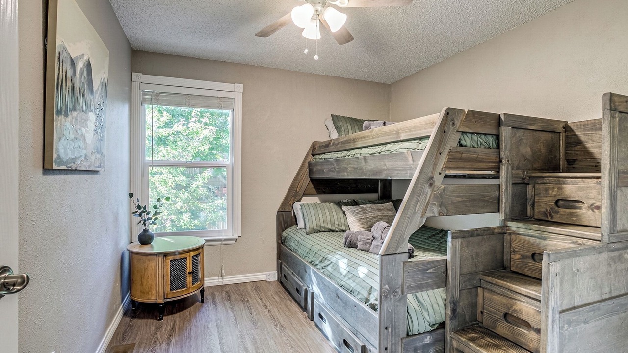 Photo of Bedroom in Foothill Green