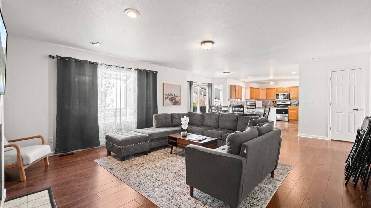 Photo of Livingroom in Longmont