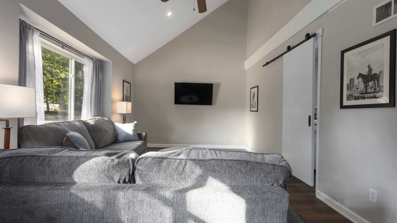 Photo of Livingroom in Olathe