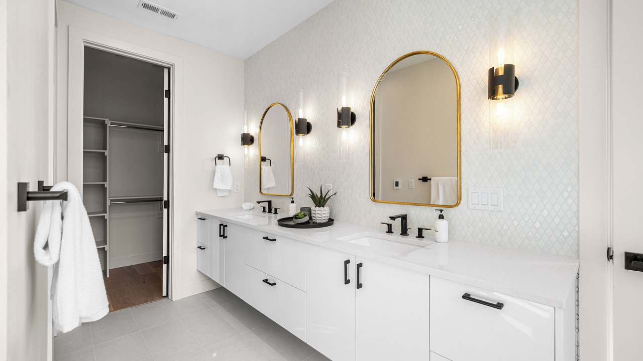 Photo of Bathroom in Old North Boulder