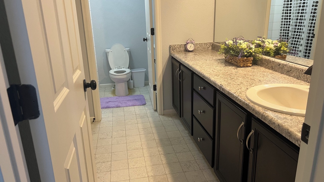 Photo of Bathroom in Gateway