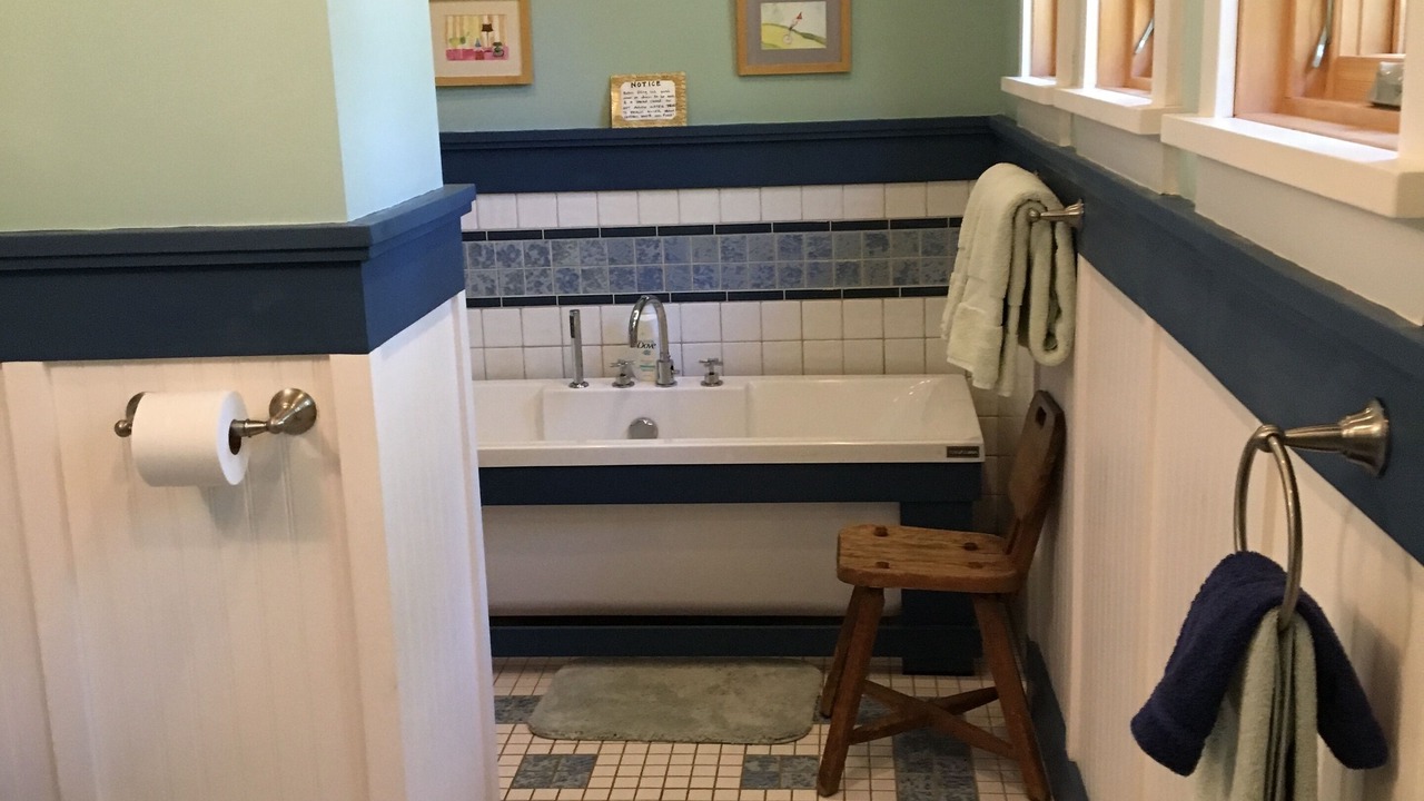 Photo of Bathroom in Old North Boulder