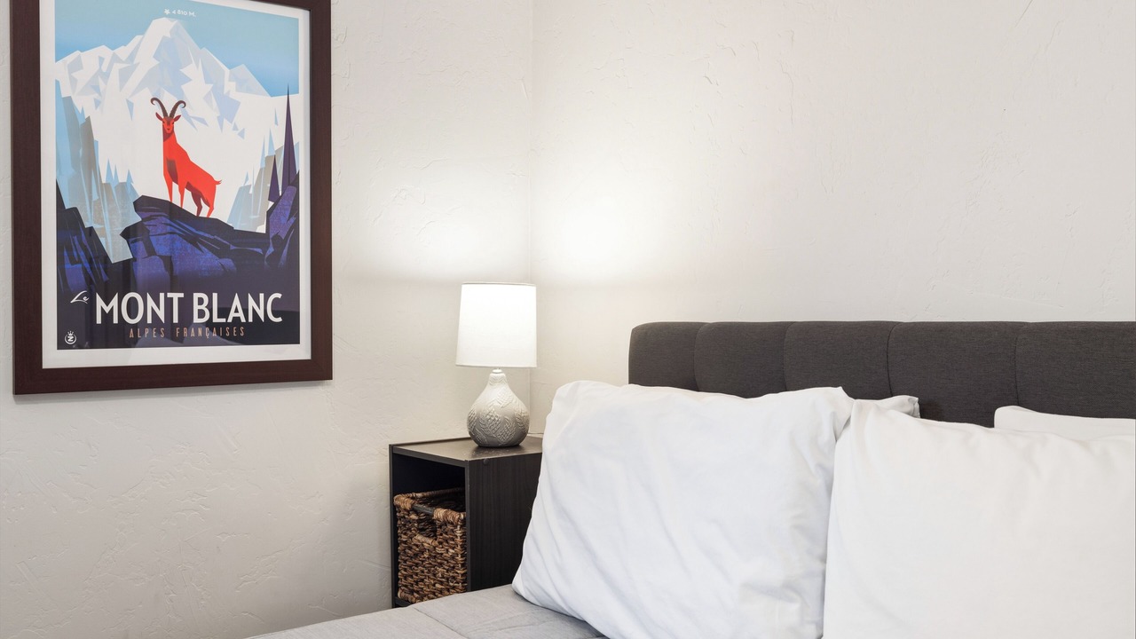 Photo of Bedroom in Historic District