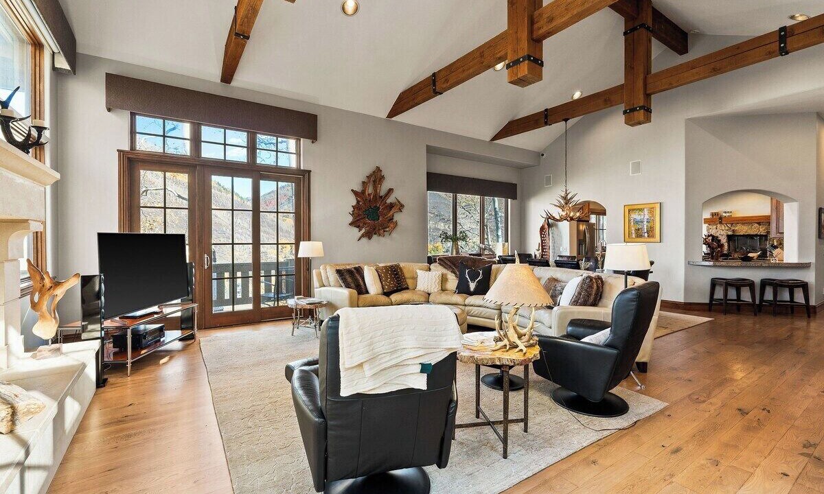 Photo of Bedroom in Highland Meadows