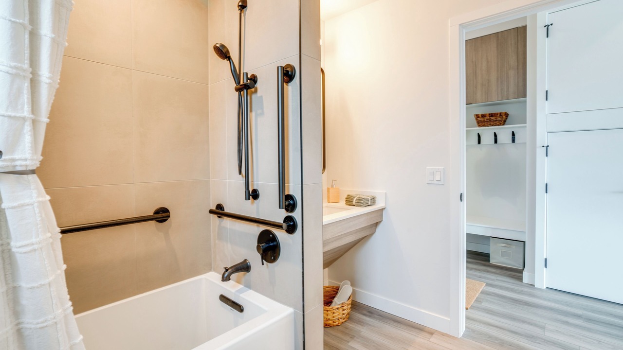 Photo of Bathroom in Frisco