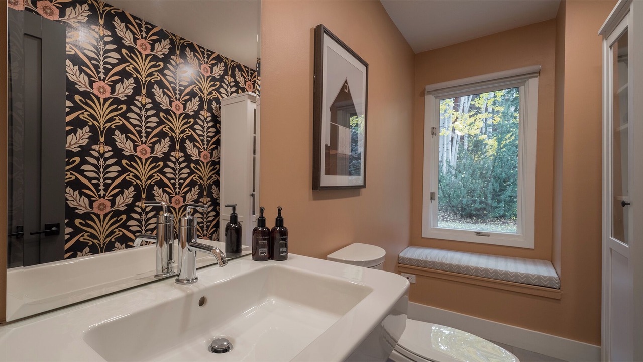 Photo of Bedroom in Highland Meadows