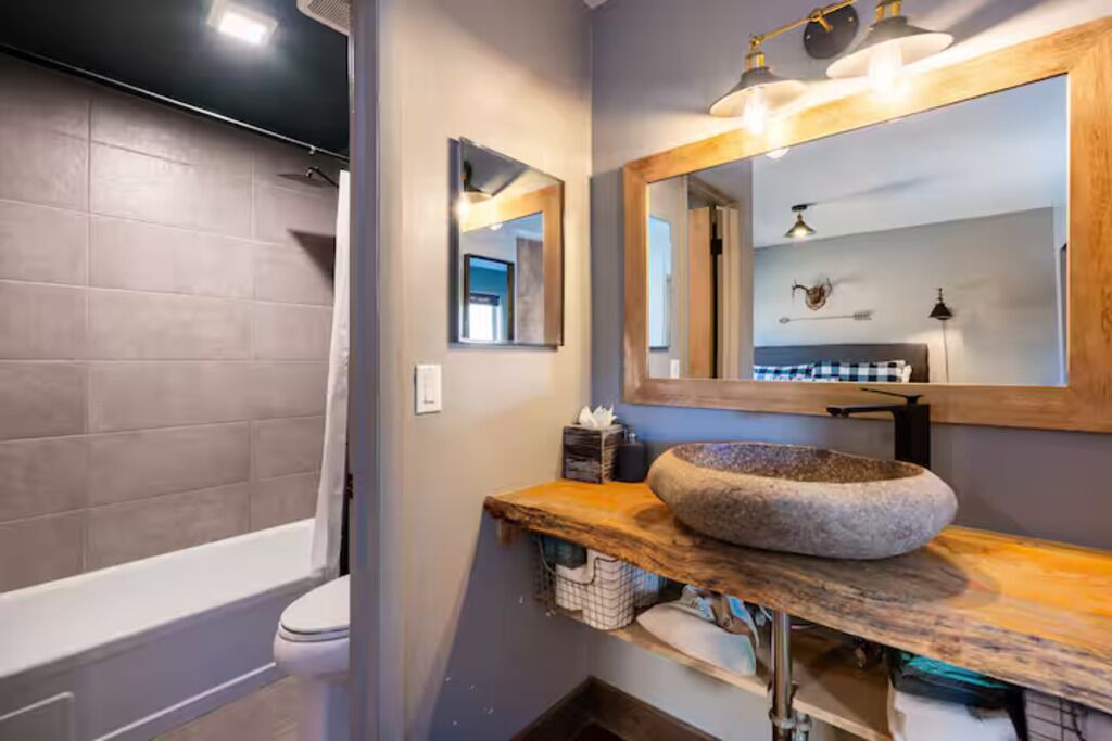 Photo of Bathroom in Dillon