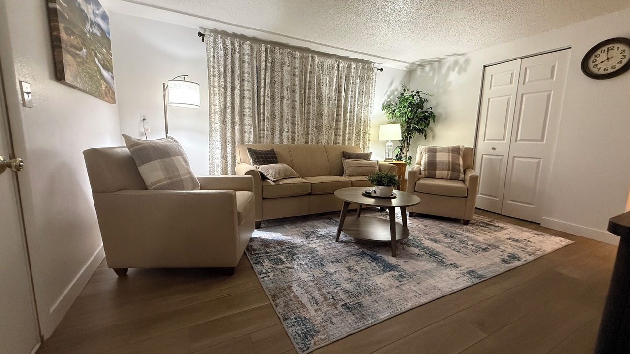 Photo of Livingroom in Cimarron Hills