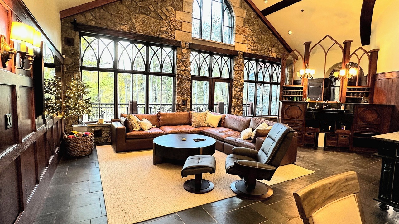 Photo of Livingroom in Silverthorne