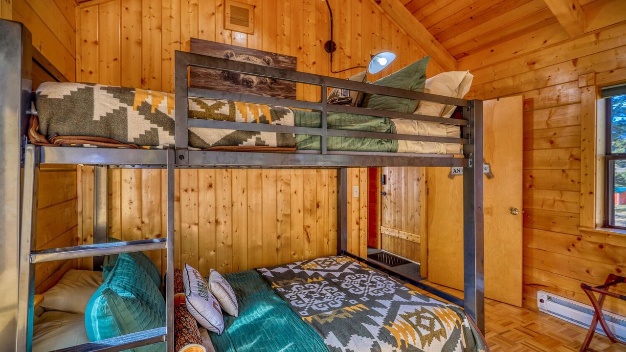 Photo of Bedroom in Pagosa Springs