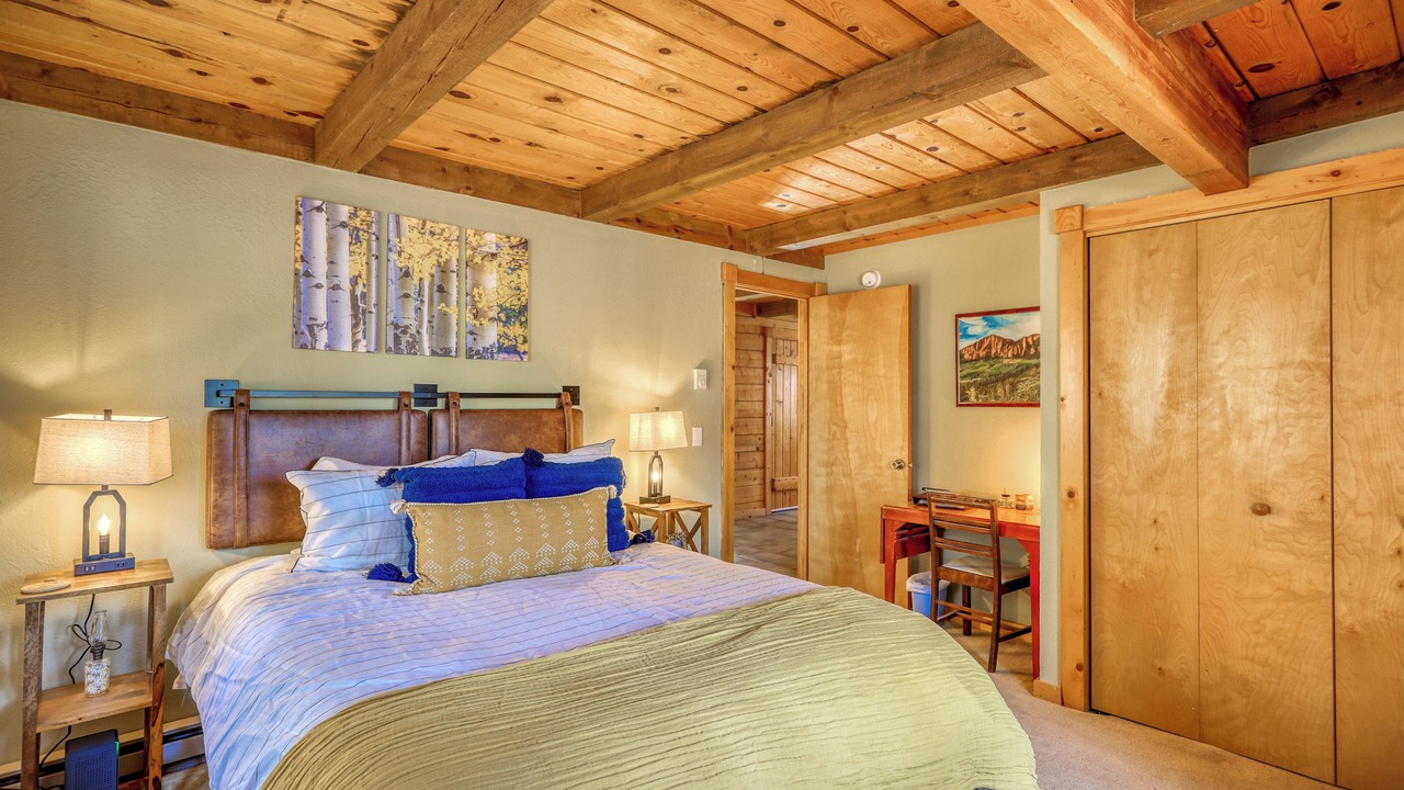 Photo of Bedroom in Pagosa Springs