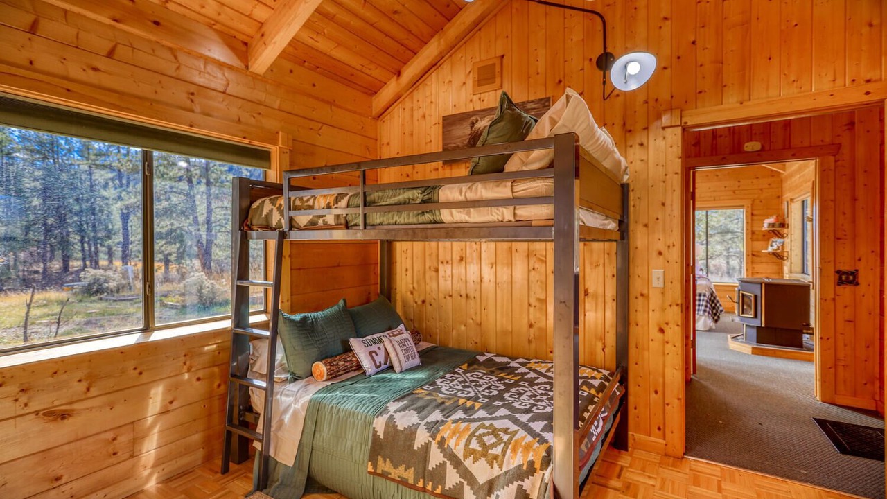 Photo of Bedroom in Pagosa Springs