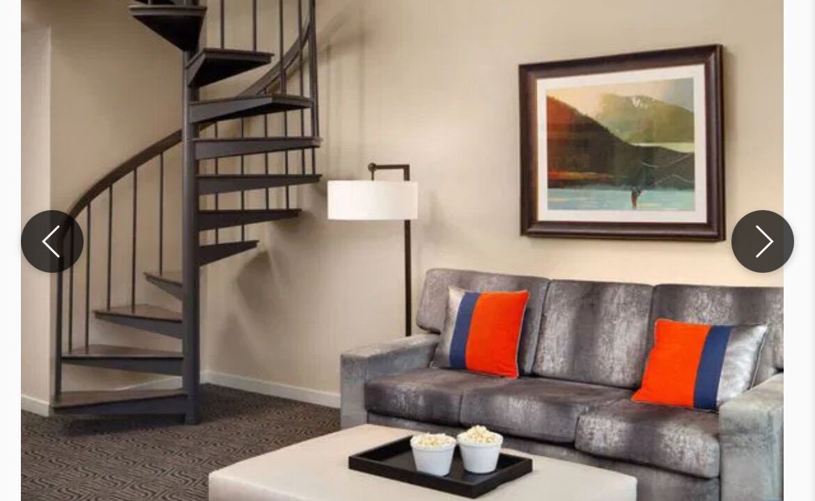 Photo of Livingroom in Highland Meadows